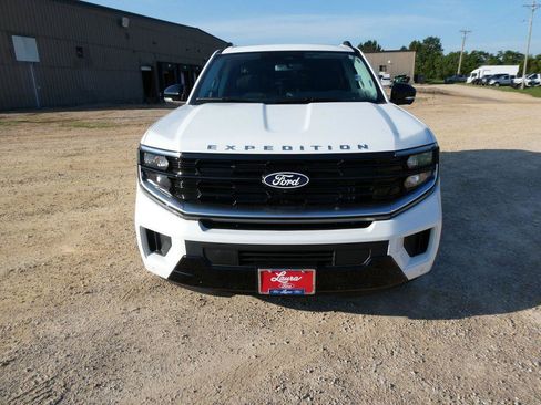 New 2027 Ford Expedition Max Platinum w/ Platinum Ultimate Package AWD/4WD image 8