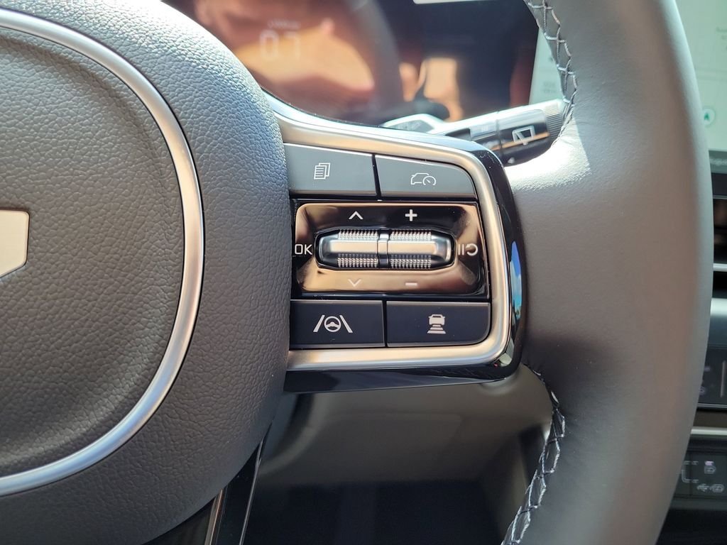 New 2026 Kia Carnival FWD image 26