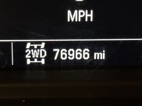 Used 2020 Chevrolet Silverado 1500 Custom w/ Custom Value Package image 18