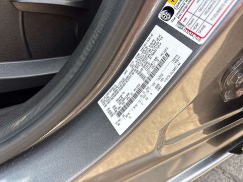 Used 2014 Ford Fiesta SE FWD image 30