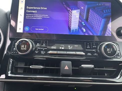 Used 2023 Toyota Highlander Limited image 20