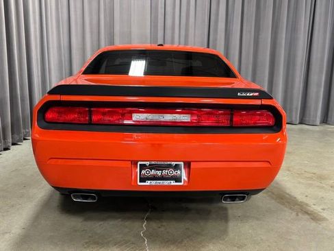 Used 2009 Dodge Challenger SRT8 RWD image 6