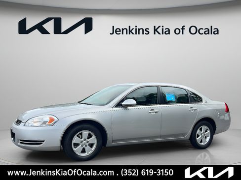 Used 2008 Chevrolet Impala LT FWD image 7