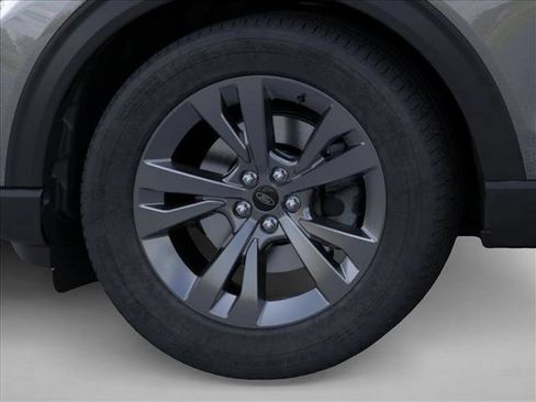 New 2026 Ford Explorer Active AWD/4WD image 19