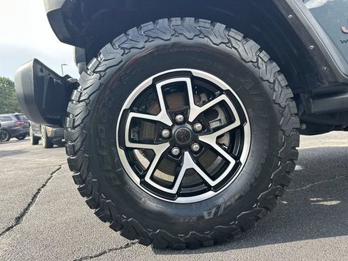 Used 2024 Jeep Wrangler Unlimited Rubicon AWD/4WD image 31
