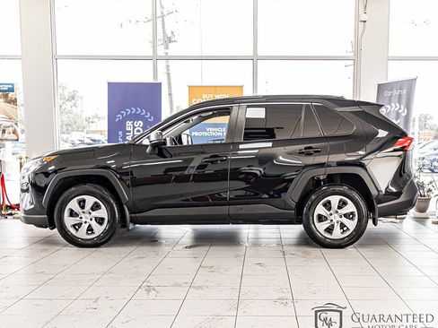 Used 2020 Toyota RAV4 LE w/ All Weather Liner Package AWD/4WD image 6