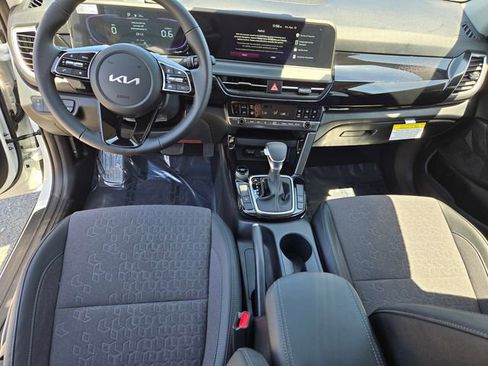 New 2026 Kia Seltos S FWD image 19