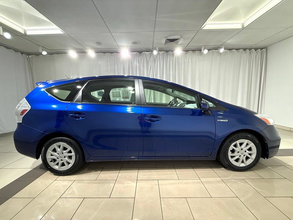 Used 2012 Toyota Prius V Three FWD image 6