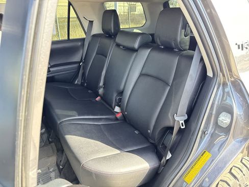 Used 2021 Toyota 4Runner Venture image 12