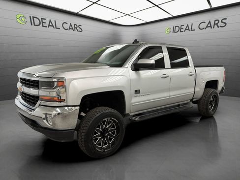 Used 2018 Chevrolet Silverado 1500 LT w/ All Star Edition RWD image 1