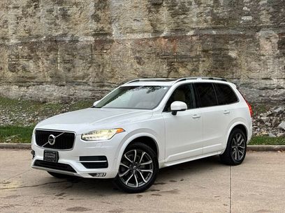 Used 2016 Volvo XC90 T6 Momentum w/ Momentum Plus Package