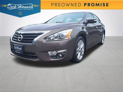 Used 2015 Nissan Altima 2.5 SL w/ Technology Package
