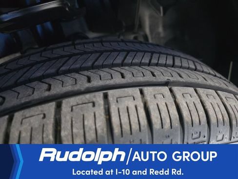 Used 2023 Jeep Renegade Latitude AWD/4WD image 29