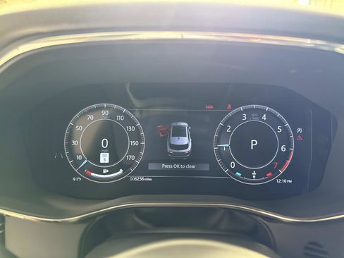 Certified 2026 Jaguar F-PACE R-Dynamic S AWD/4WD image 30