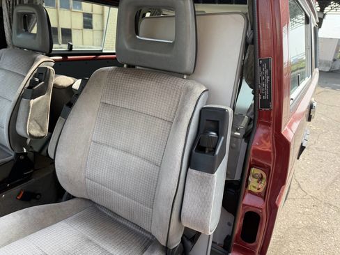 Used 1988 Volkswagen Vanagon GL image 31