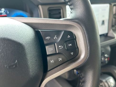 Used 2025 Ford Bronco Badlands AWD/4WD image 19