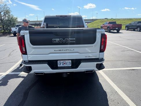 Used 2021 GMC Sierra 1500 Denali w/ Denali Ultimate Package AWD/4WD image 6