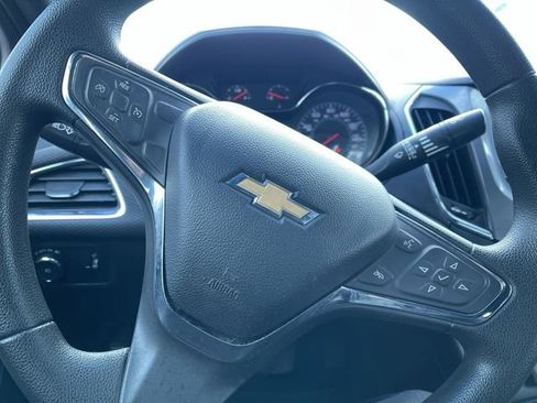Used 2018 Chevrolet Cruze LT image 12