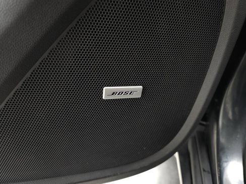 Used 2019 Chevrolet Traverse LT w/ LT Premium Package image 17