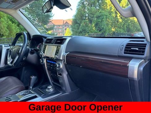 Used 2024 Toyota 4Runner Limited AWD/4WD image 27