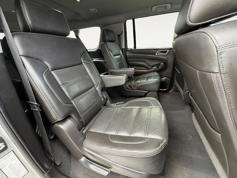 Used 2019 GMC Yukon XL Denali image 18
