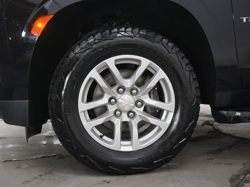 Used 2023 Chevrolet Tahoe LT AWD/4WD image 28