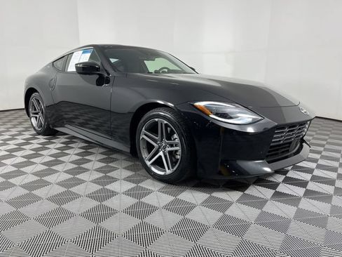 Used 2025 Nissan Z Sport w/ Floor Mat Package RWD image 3