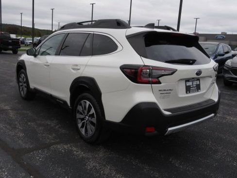 Used 2025 Subaru Outback Limited image 5