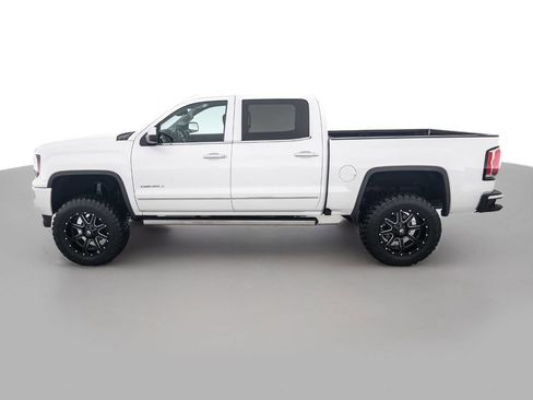 Used 2016 GMC Sierra 1500 Denali w/ Enhanced Driver Alert Package image 8
