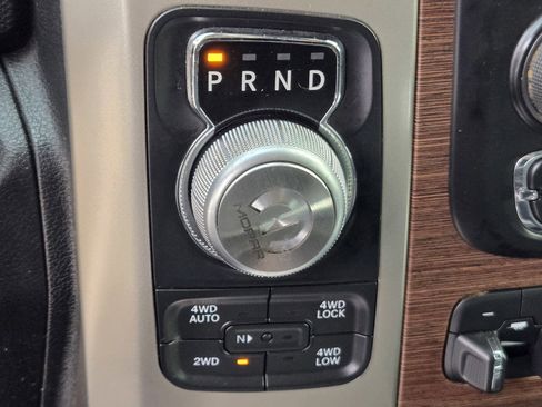 Used 2014 RAM 1500 Laramie w/ Convenience Group image 19