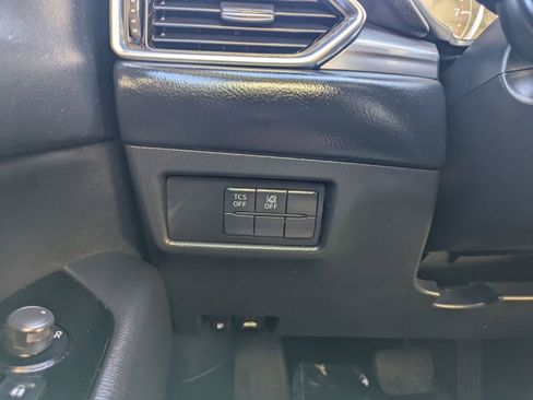 Used 2019 MAZDA CX-5 Touring image 10