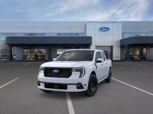 New 2026 Ford Maverick Lobo AWD/4WD image 2