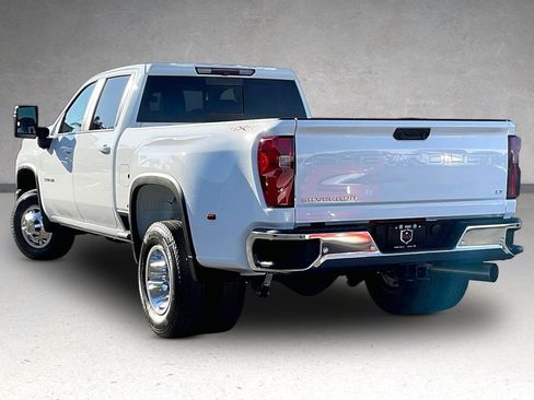 Used 2025 Chevrolet Silverado 3500 LT w/ Safety Package AWD/4WD image 35