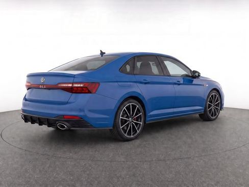 Used 2025 Volkswagen Jetta GLI Autobahn FWD image 6