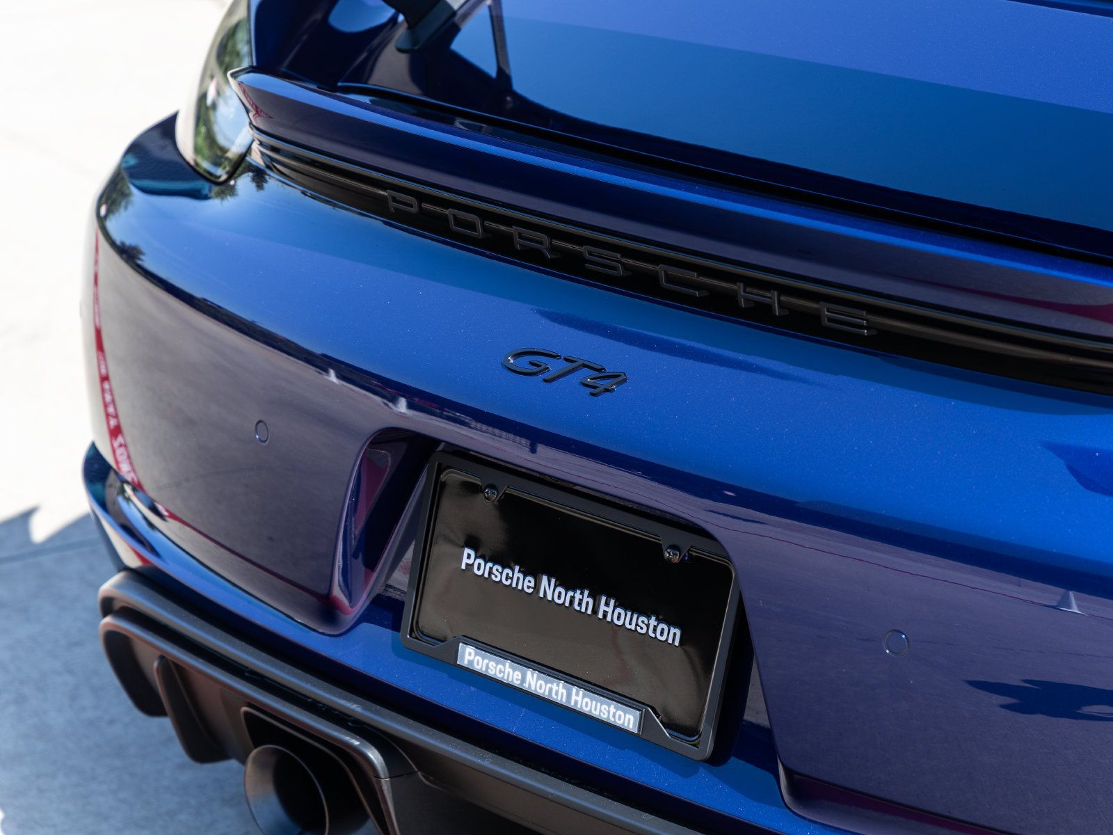 Certified 2020 Porsche 718 Cayman GT4 RWD image 17
