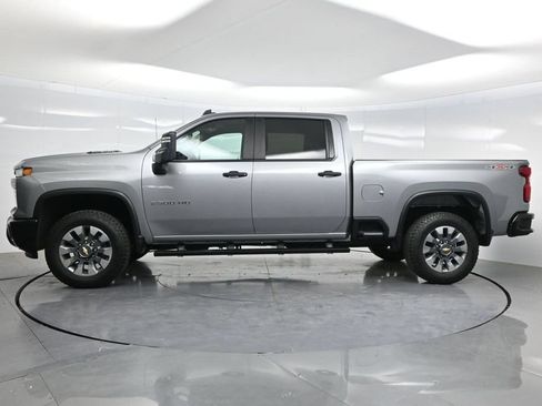 Used 2025 Chevrolet Silverado 2500 Custom w/ Custom Convenience Package AWD/4WD image 45