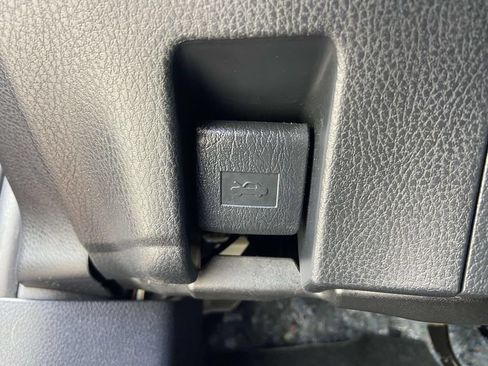Used 2025 Toyota Camry LE FWD image 31