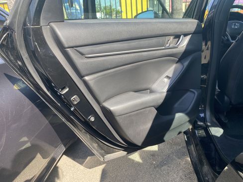 Used 2020 Honda Accord Sport image 17