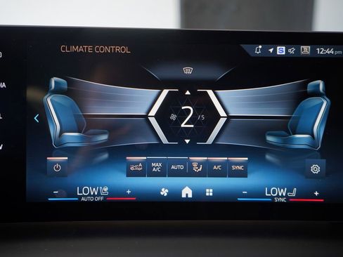 Used 2026 BMW 228i w/ Premium Package image 17