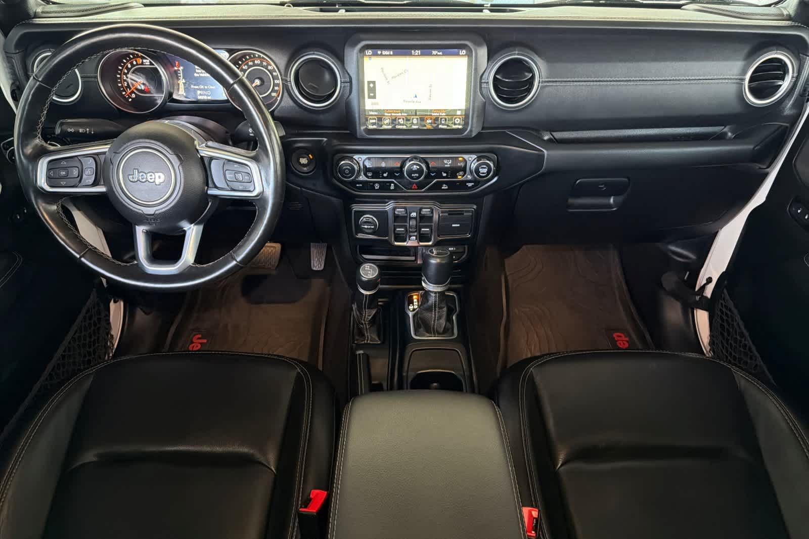 Used 2020 Jeep Gladiator Overland AWD/4WD image 3