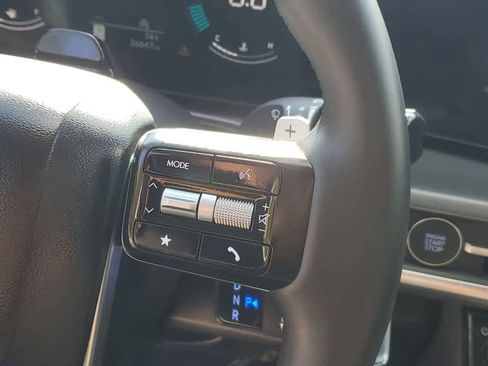 Used 2025 Hyundai Santa Fe SEL image 25