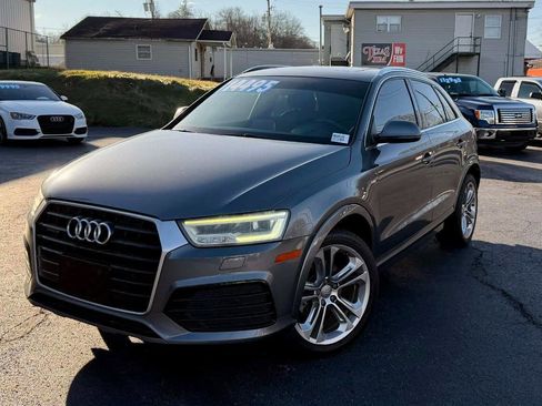 Used 2017 Audi Q3 2.0T Prestige w/ Prestige Package image 2