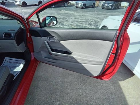 Used 2013 Honda Civic LX image 3