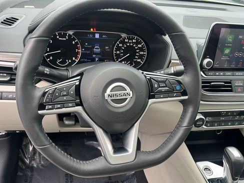 Used 2022 Nissan Altima 2.5 SL image 23