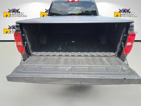 Used 2017 Chevrolet Silverado 1500 LT w/ All Star Edition AWD/4WD image 28
