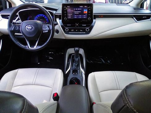 Used 2022 Toyota Corolla XLE FWD image 33