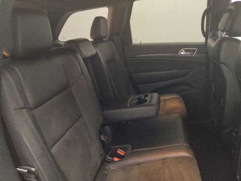Used 2019 Jeep Grand Cherokee Altitude RWD image 19