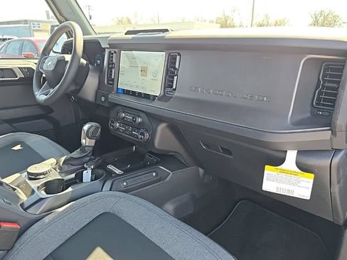 New 2025 Ford Bronco 4-Door AWD/4WD image 51