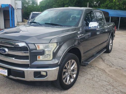 Used 2015 Ford F150 Lariat w/ Equipment Group 502A Luxury image 7