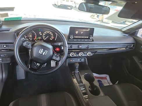 Used 2024 Honda Civic Sport image 2